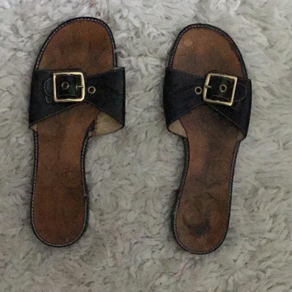 Coach 8 1/2 B sandals - Picture 1 of 2